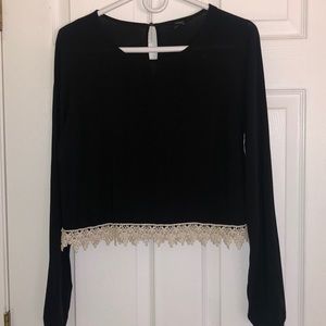 Medium Long Sleeve Black Blouse